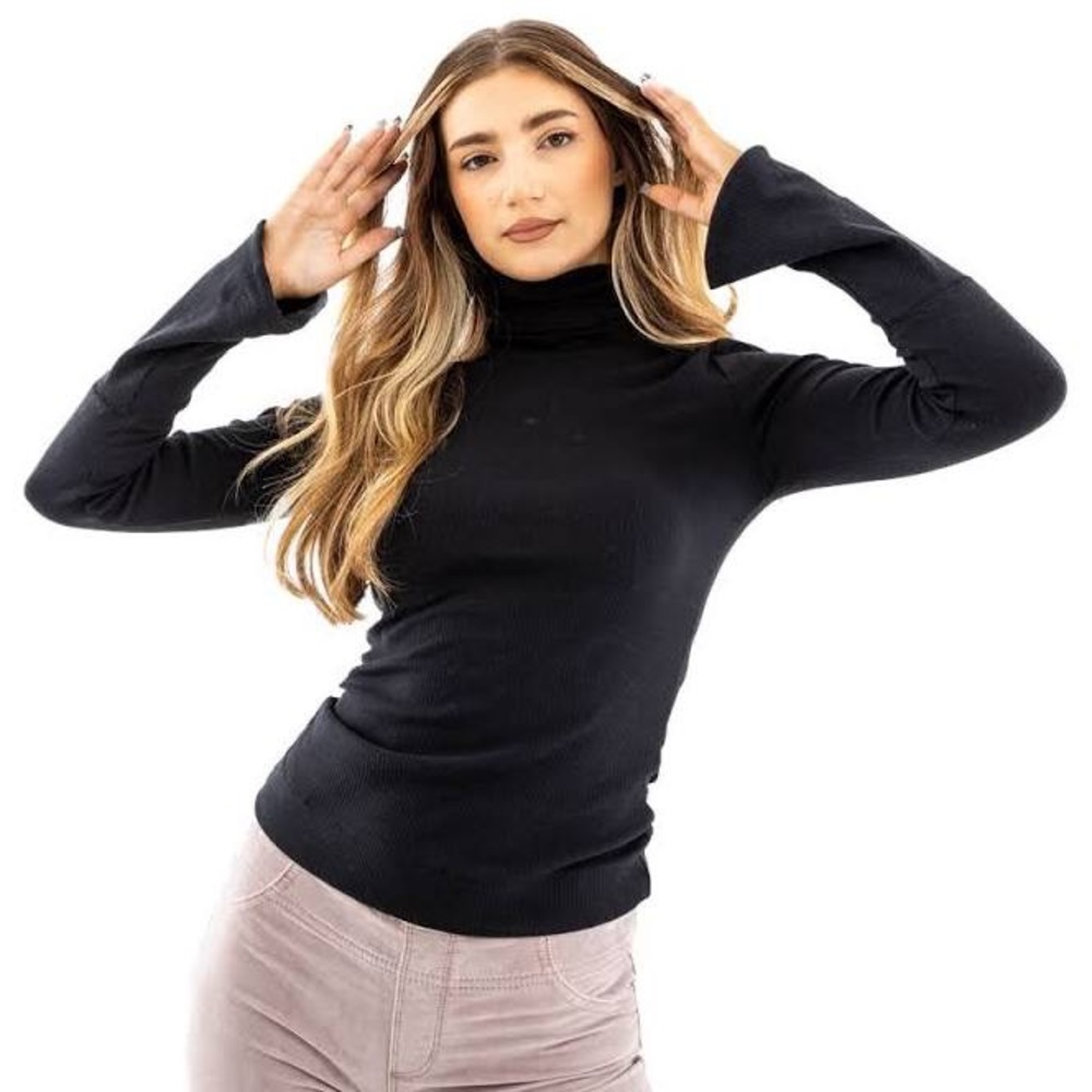 NWT Free People Sydney layering top in black, size small